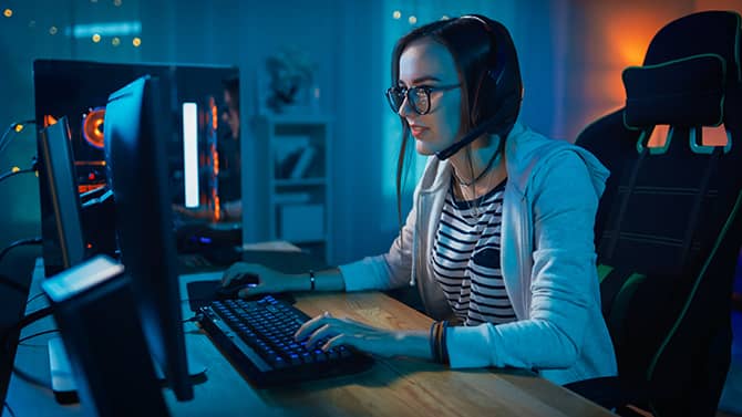Playing Online? Dangers that exist in Online Games - Kayran